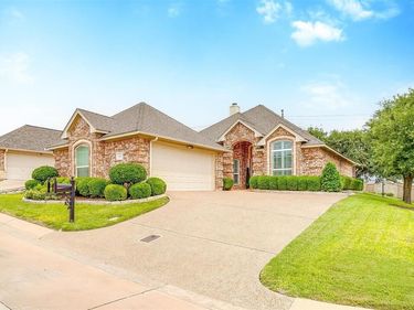 11624 Virginia Way Court, Fort Worth, TX 76008