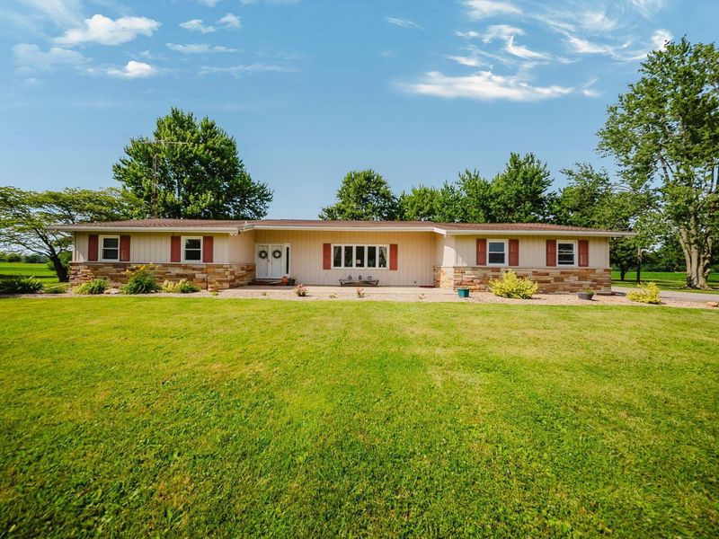 8896 Marseilles Galion Road E, Caledonia, OH 43314 Photo 2