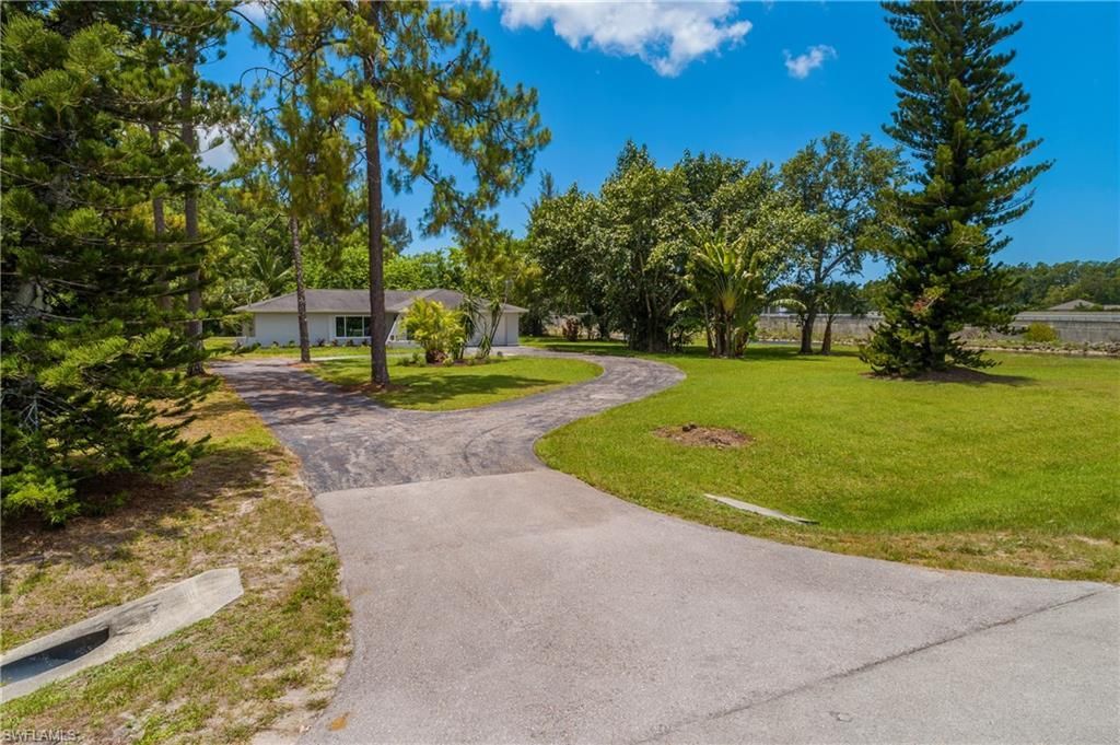 6350 Painted Leaf Ln, Naples, FL 34116 Photo