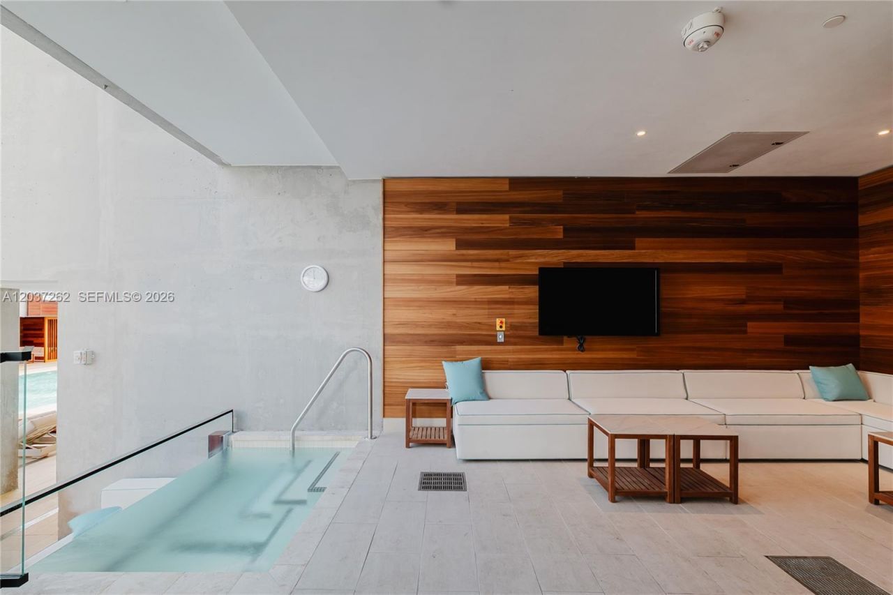 20 NE 11th St , Unit 4807B, Miami, FL 33132 Photo