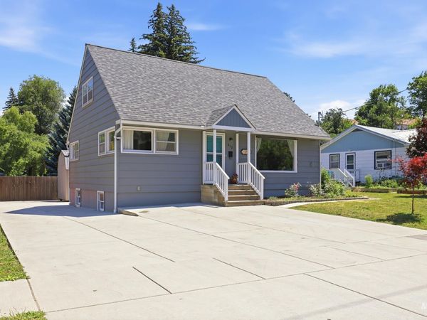 612 S Logan, Moscow, ID 83843