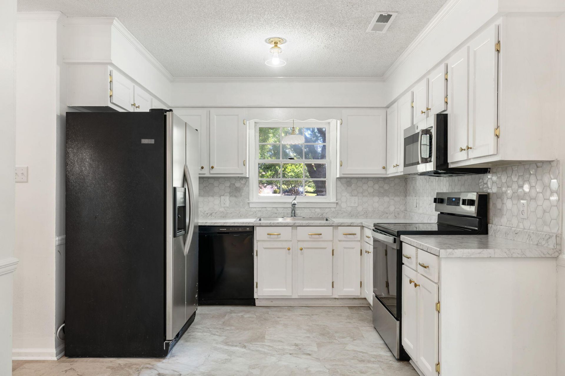 134 Cooper Circle Photo 15