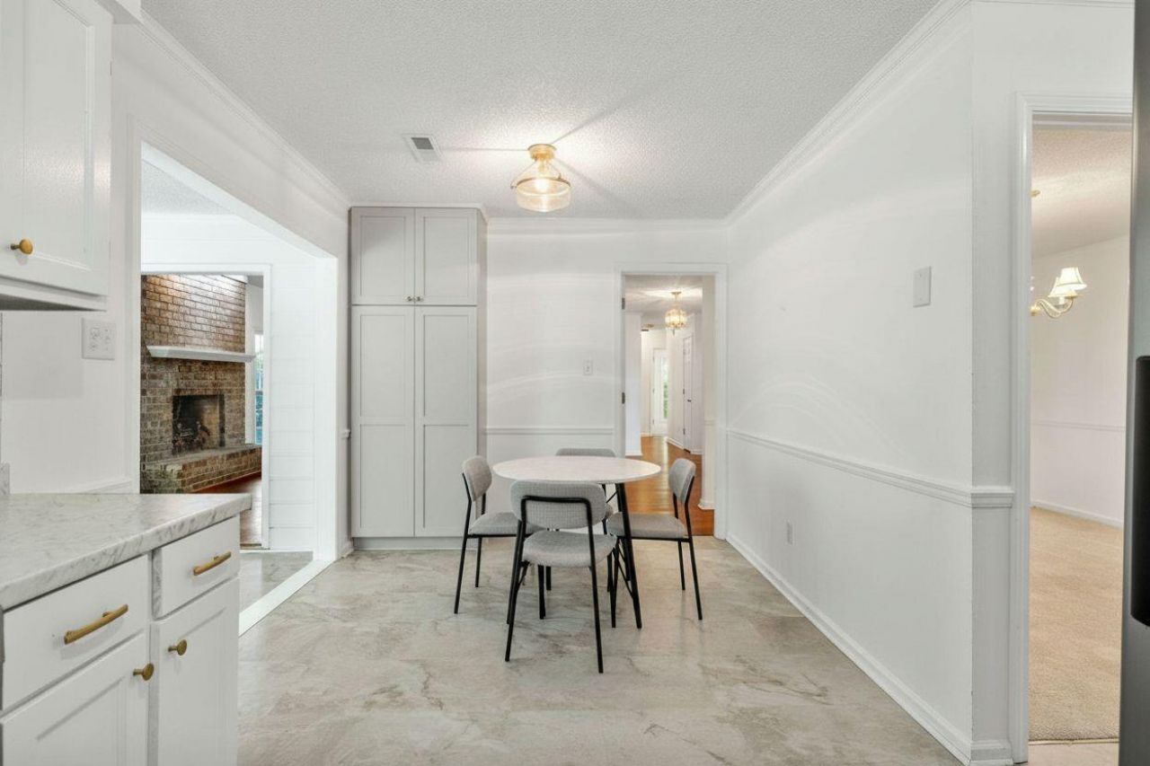 134 Cooper Circle Photo 17