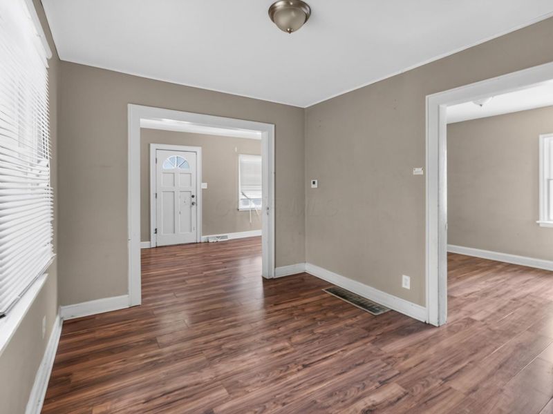 2864 E 9th Avenue , Columbus, OH 43219 Photo 5