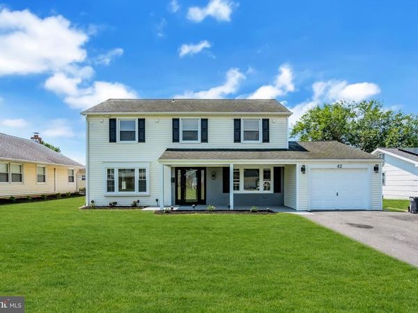 42 PEMBROOK LANE, WILLINGBORO, NJ 08046