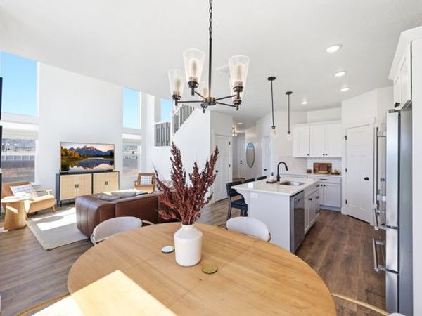 4646 S ALDER DR, Unit 223, Mapleton, UT 84664