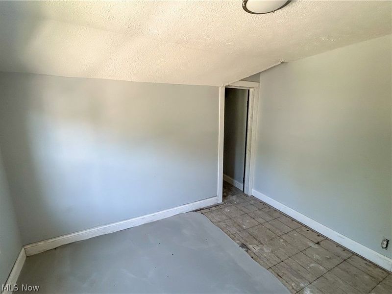 9800 Pratt Avenue, Cleveland, OH 44105 Photo 14