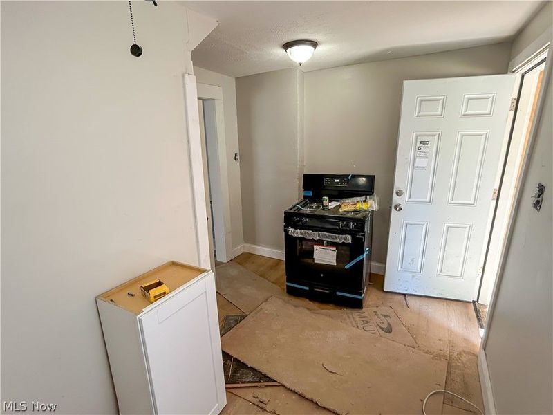 9800 Pratt Avenue, Cleveland, OH 44105 Photo 26