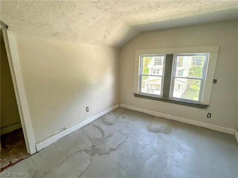 9800 Pratt Avenue, Cleveland, OH 44105 Photo 28