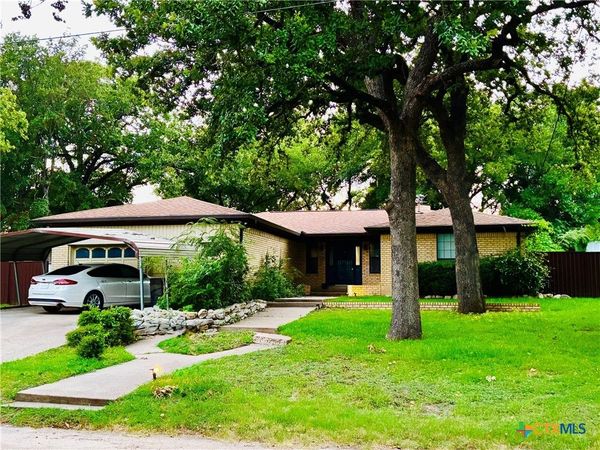 817 S Bell Street , Hamilton, TX 76531