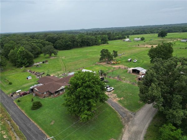 142 Denham Road , Morrilton, AR 72110