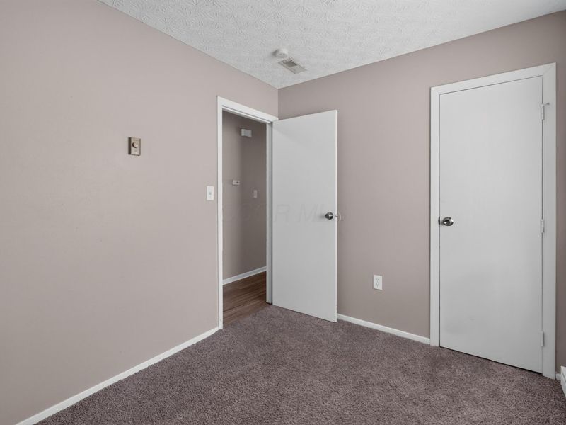 1633 E Gates Street , Columbus, OH 43206 Photo 14