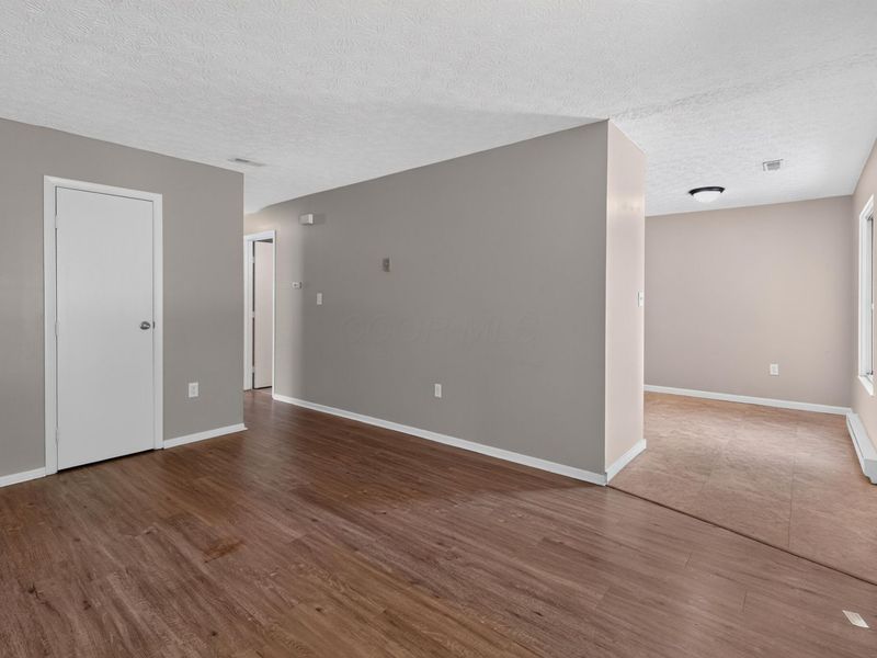 1633 E Gates Street , Columbus, OH 43206 Photo 8