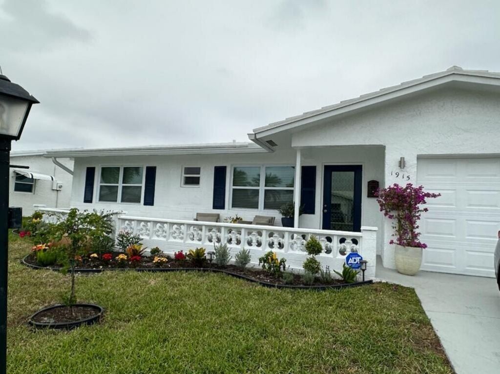 1915 SW 17th Avenue Sw, Boynton Beach, FL 33426 Photo