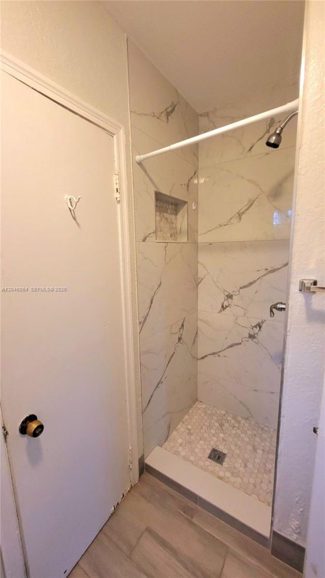 720 NE 5th St , Unit 1-1, Hallandale Beach, FL 33009 Photo
