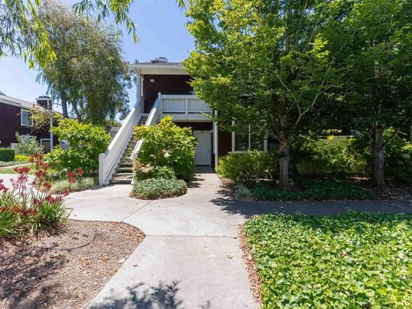 211 Bayside Ct, Richmond, CA 94804