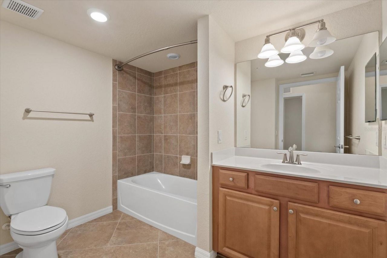 20080 Ragazza Circle , Unit 102, Venice, FL 34293 Photo