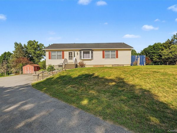 318 Cornwall Hill Road , Patterson, NY 12563