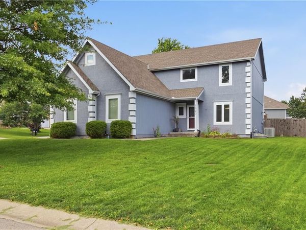 1820 N 160th Street, Basehor, KS 66007