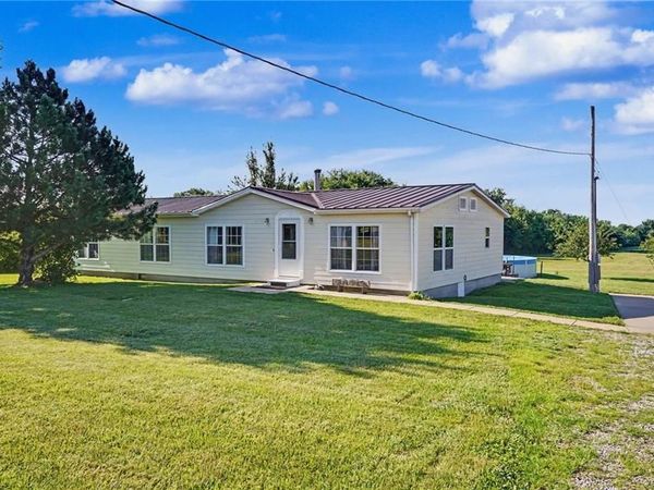 3762 Thomas Rd Thomas Road, Wellsville, KS 66092