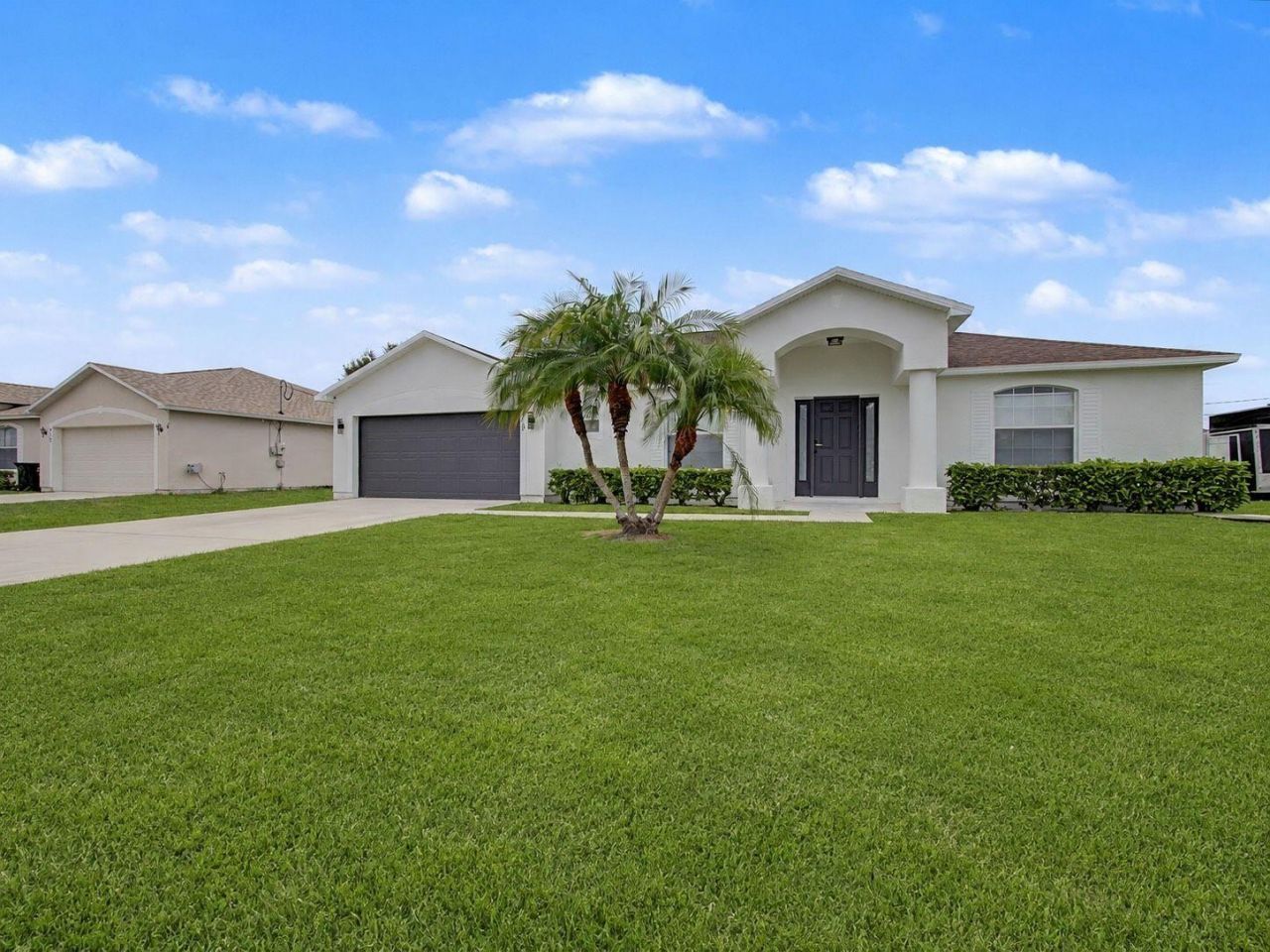 719 SW Broadview Street, Port Saint Lucie, FL 34983 Photo