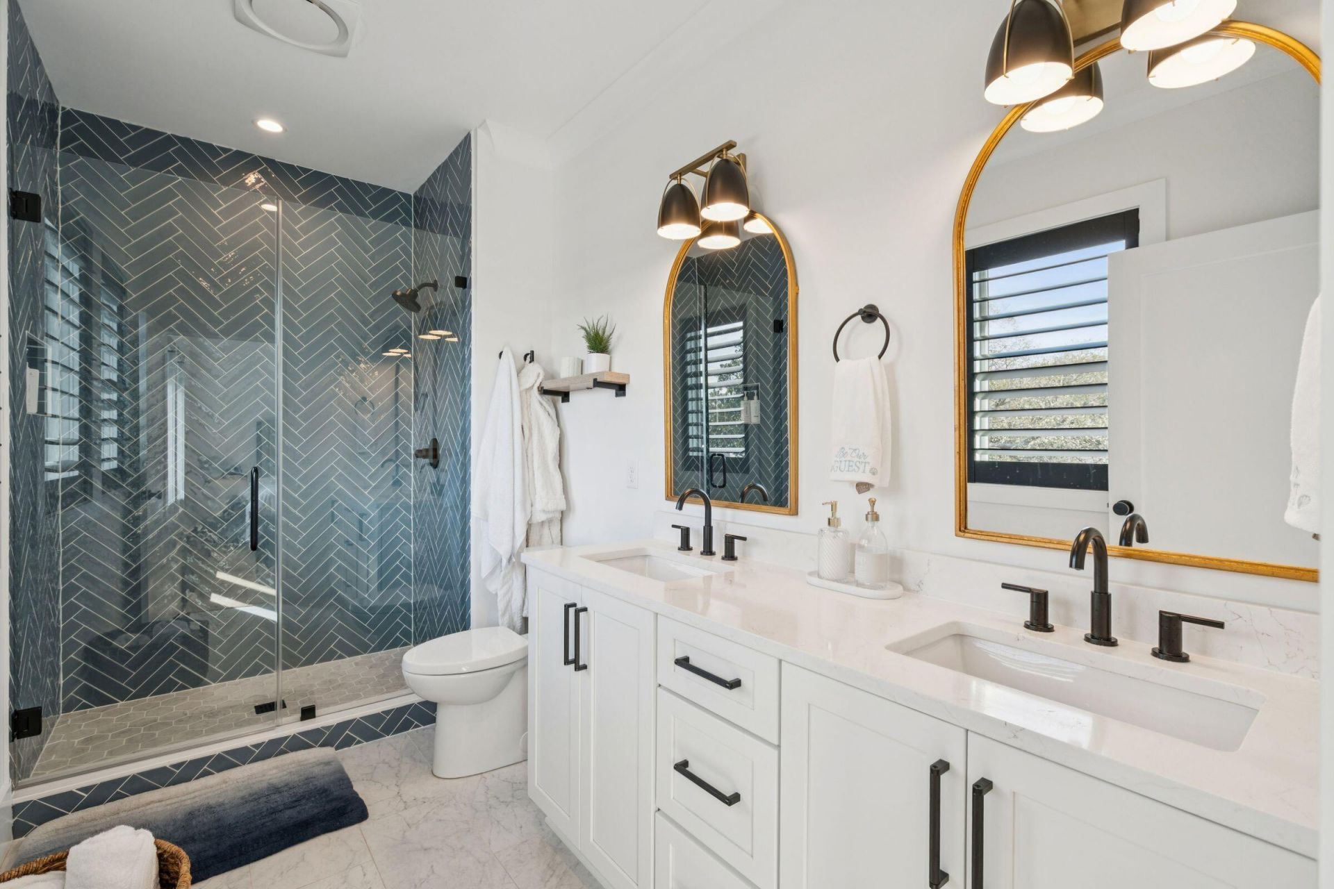 121 Simmons Street Photo 44