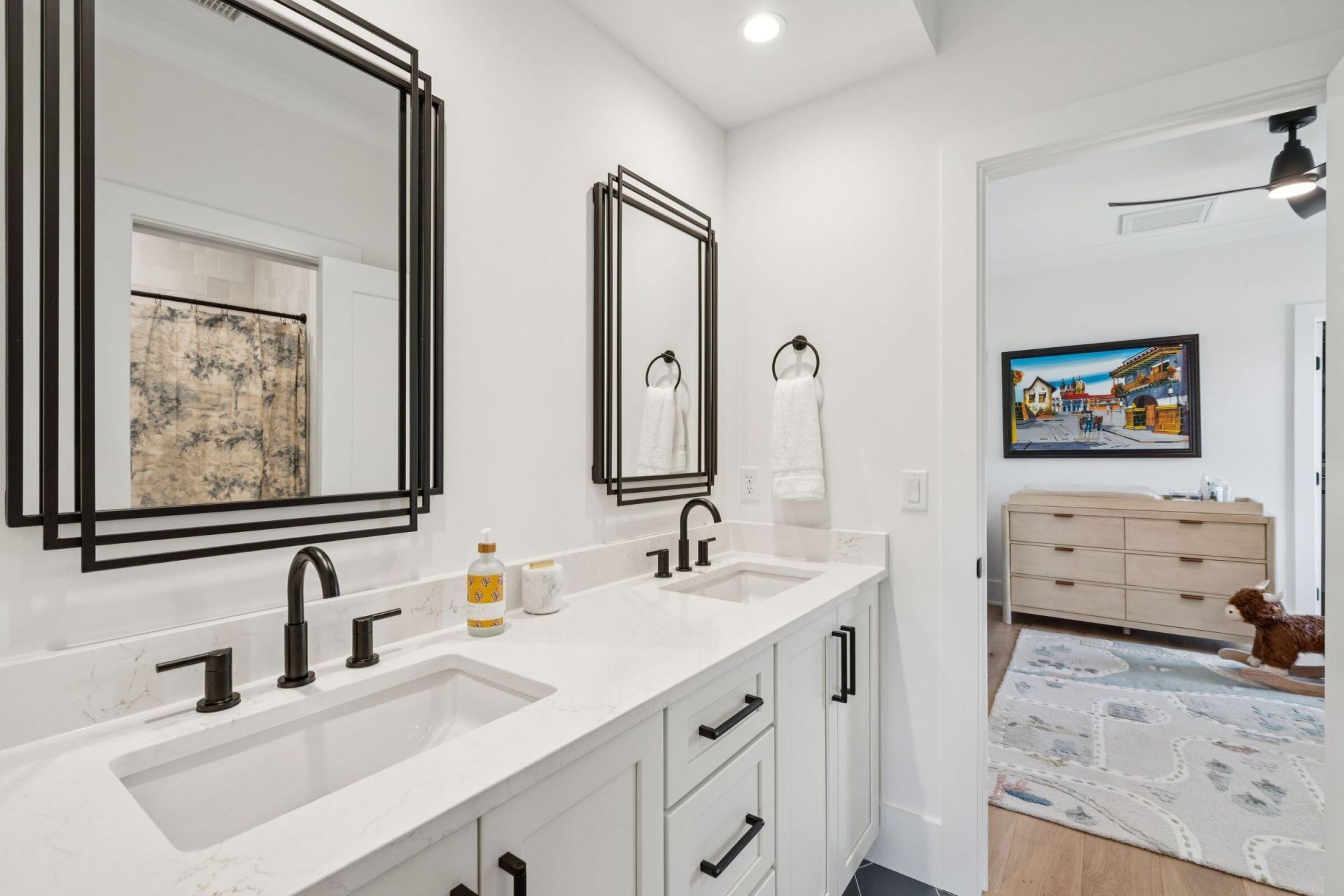 121 Simmons Street Photo 54
