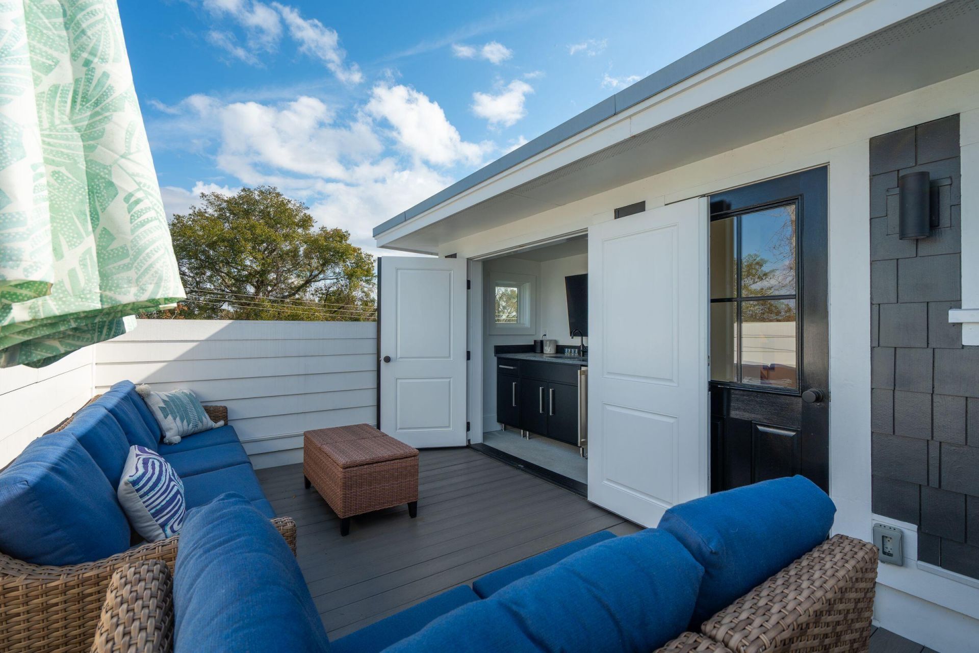 121 Simmons Street Photo 60
