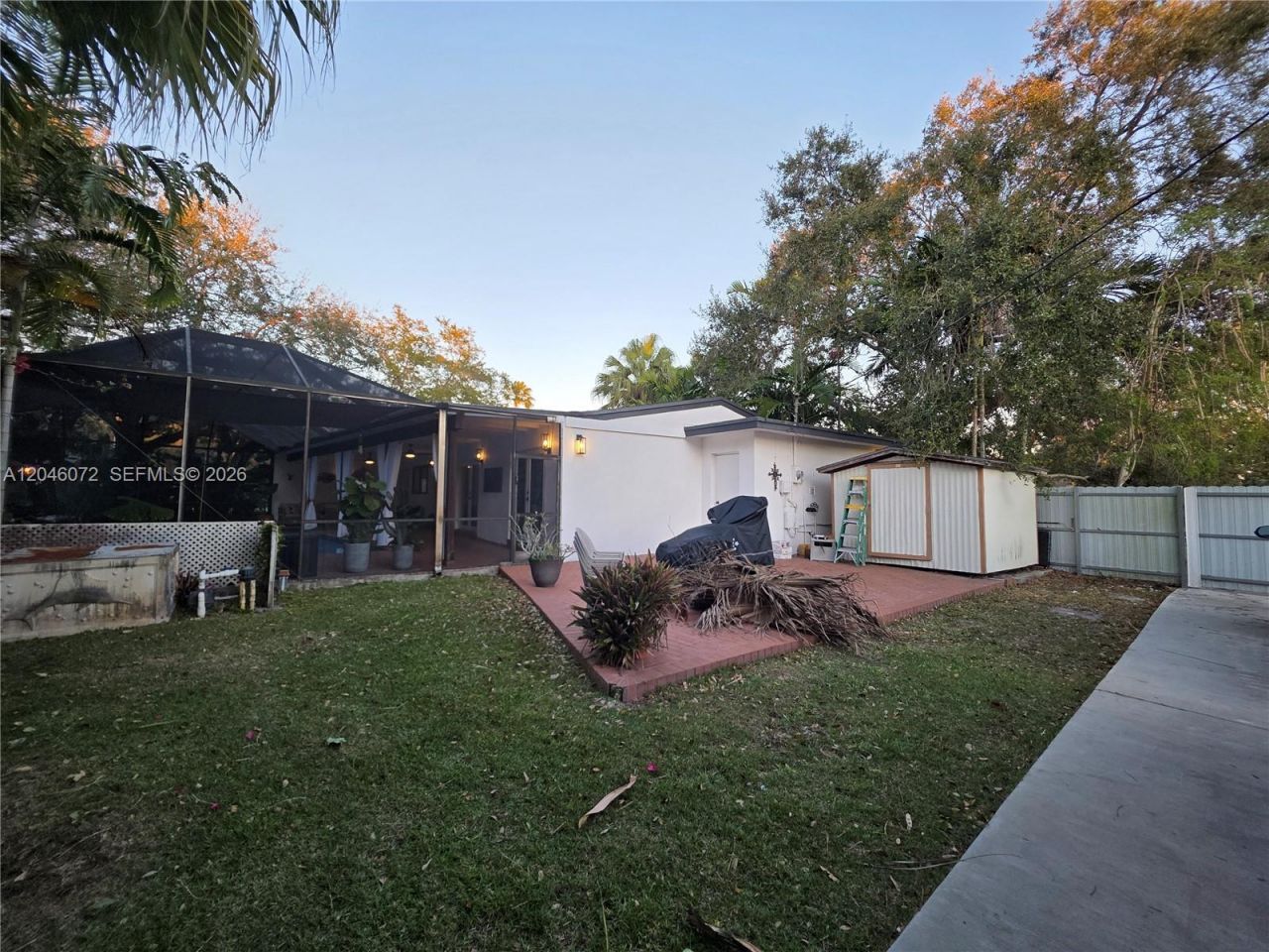 9860 SW 140th St, Miami, FL 33176 Photo