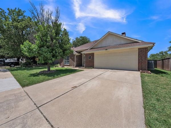 1409 Prentice Street, Arlington, TX 76018