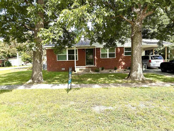 513 N 7th Street , Paragould, AR 72450