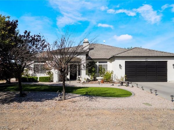 111 Ironton Street , Pahrump, NV 89048