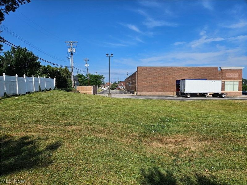 Theota Avenue, Parma, OH 44129 Photo 3