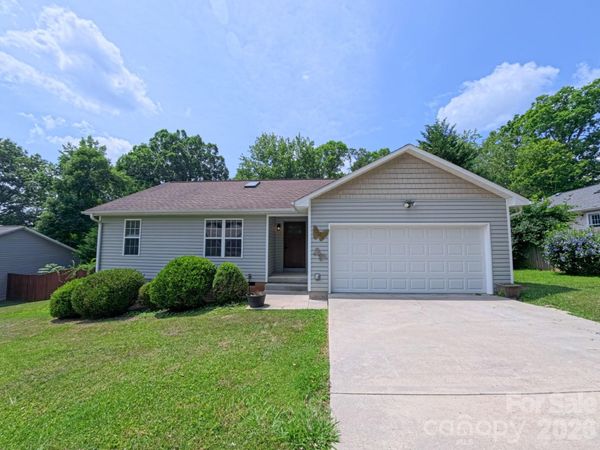 101 Tail Feather Lane , Candler, NC 28715