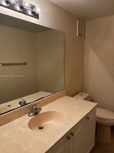 731 N Pine Island Rd , Unit 305, Plantation, FL 33324 Photo