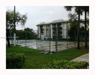 731 N Pine Island Rd, Unit 305, Plantation, FL 33324 Photo