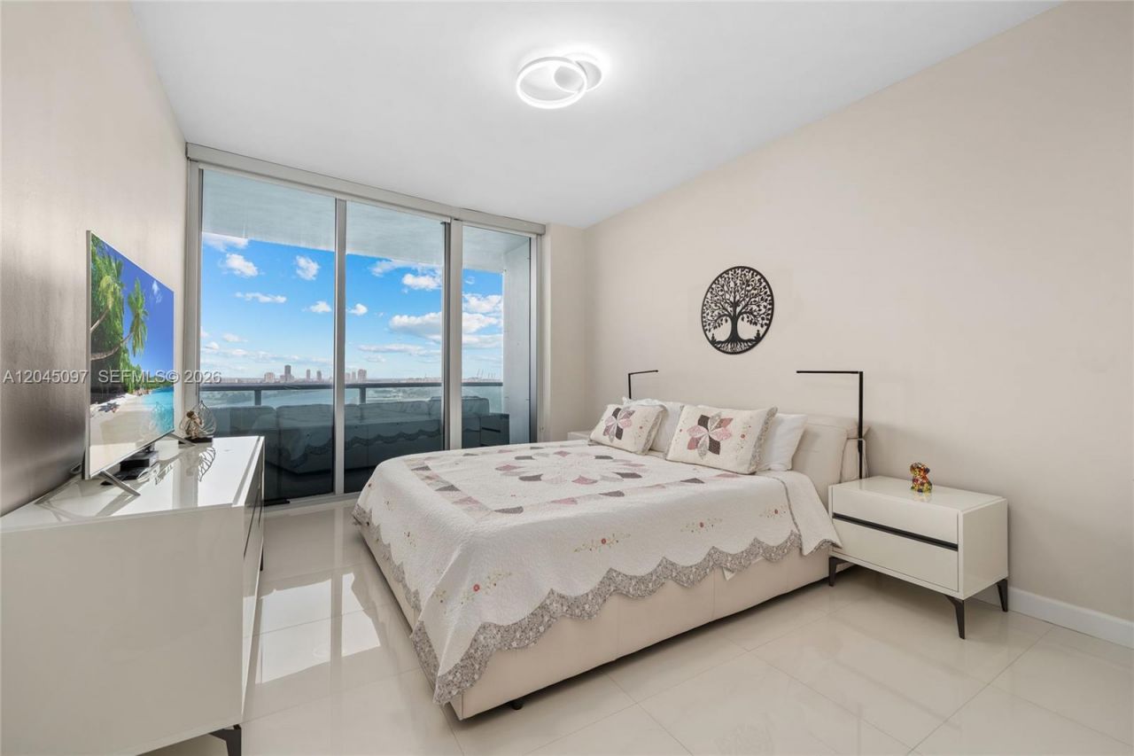 900 Biscayne Blvd, Unit 2506, Miami, FL 33132 Photo