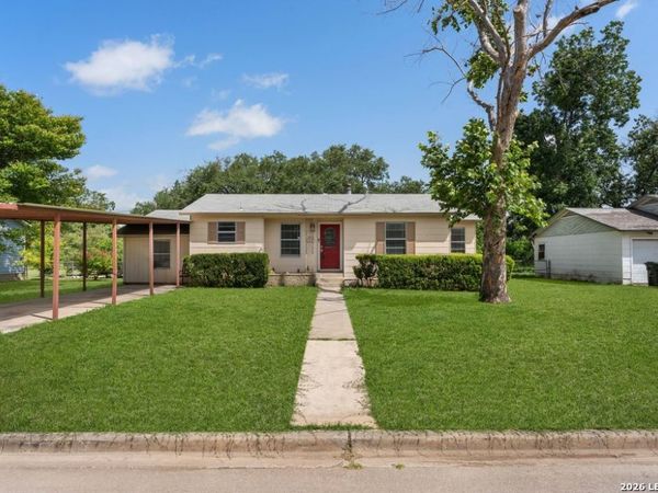 515 Mitchell Ave, Schertz, TX 78154