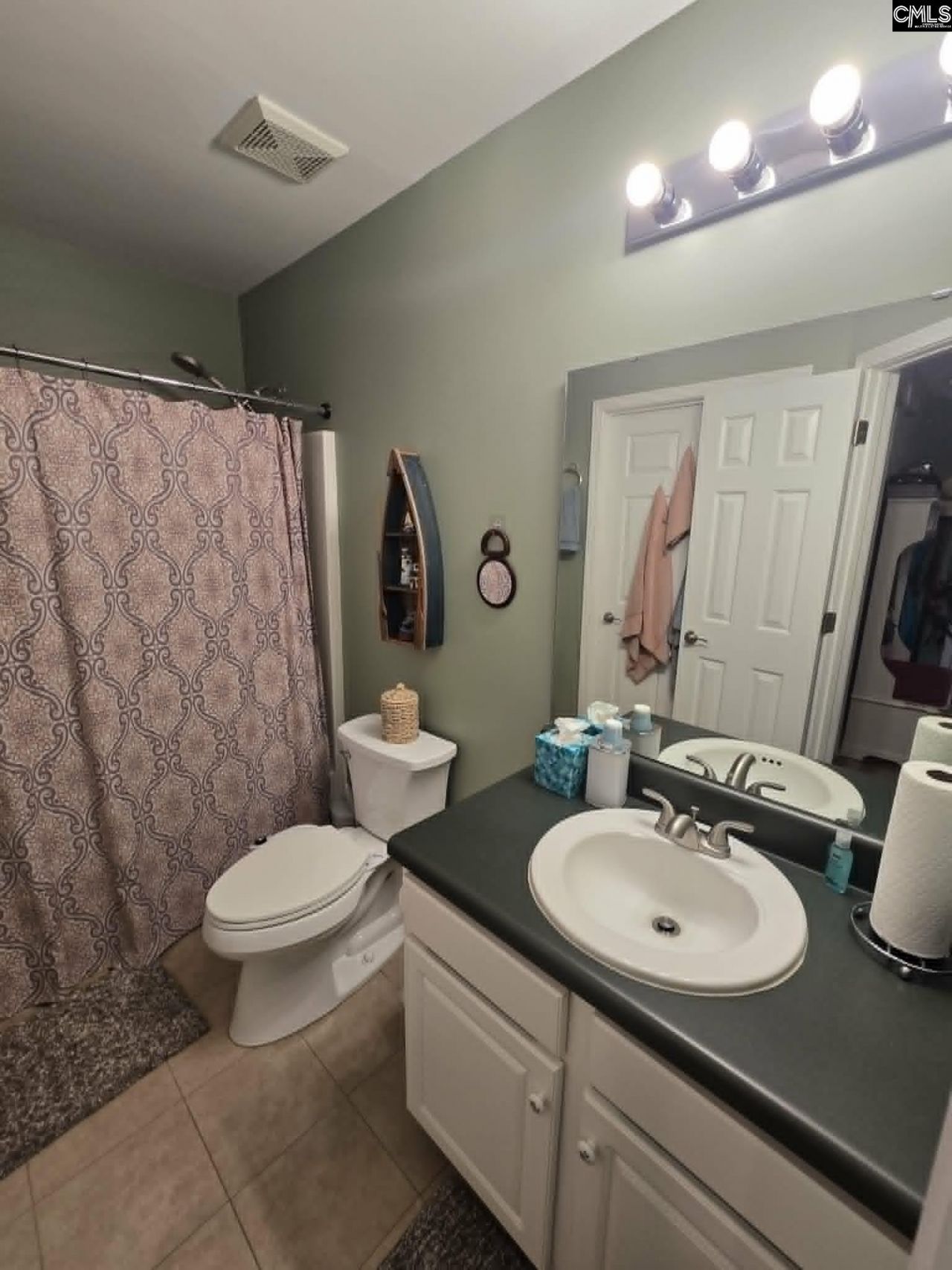 113 Avebury Lane  Photo 13