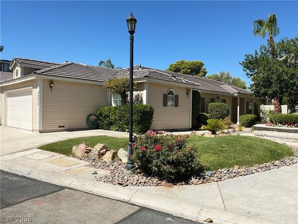 3073 YANKEE CLIPPER Drive, Las Vegas, NV 89117