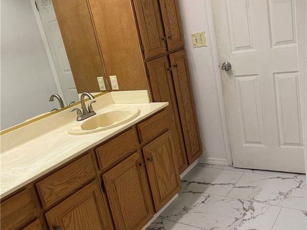 1751 E Reno Avenue , Unit 109, Las Vegas, NV 89119
