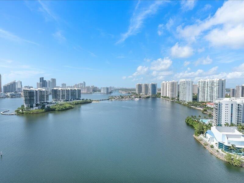 3370 SW Hidden Bay Drive, Unit 2409, Aventura, FL 33180 Photo