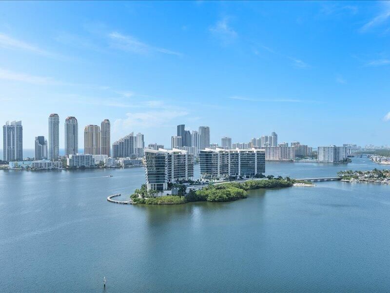 3370 SW Hidden Bay Drive, Unit 2409, Aventura, FL 33180 Photo