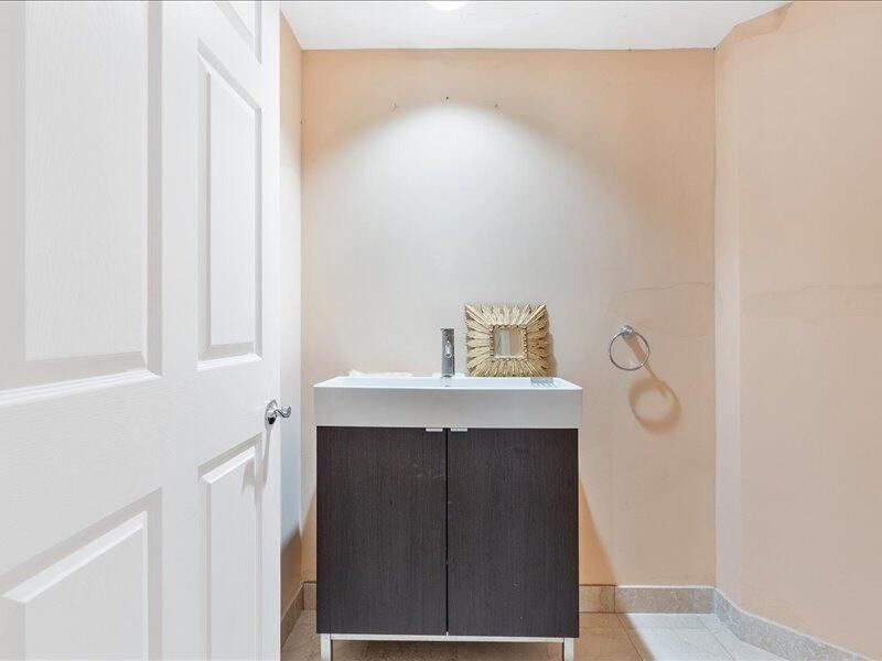3370 SW Hidden Bay Drive, Unit 2409, Aventura, FL 33180 Photo