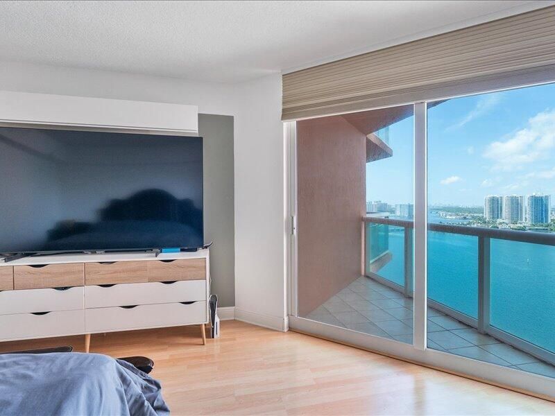 3370 SW Hidden Bay Drive, Unit 2409, Aventura, FL 33180 Photo