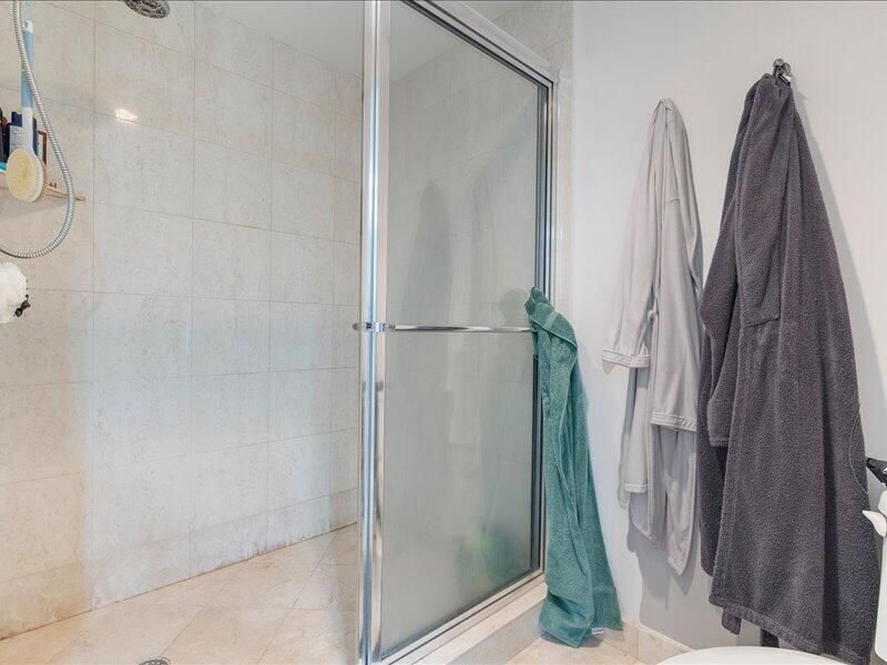 3370 SW Hidden Bay Drive, Unit 2409, Aventura, FL 33180 Photo