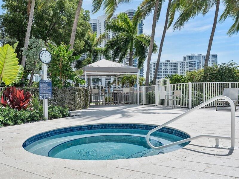 3370 SW Hidden Bay Drive, Unit 2409, Aventura, FL 33180 Photo