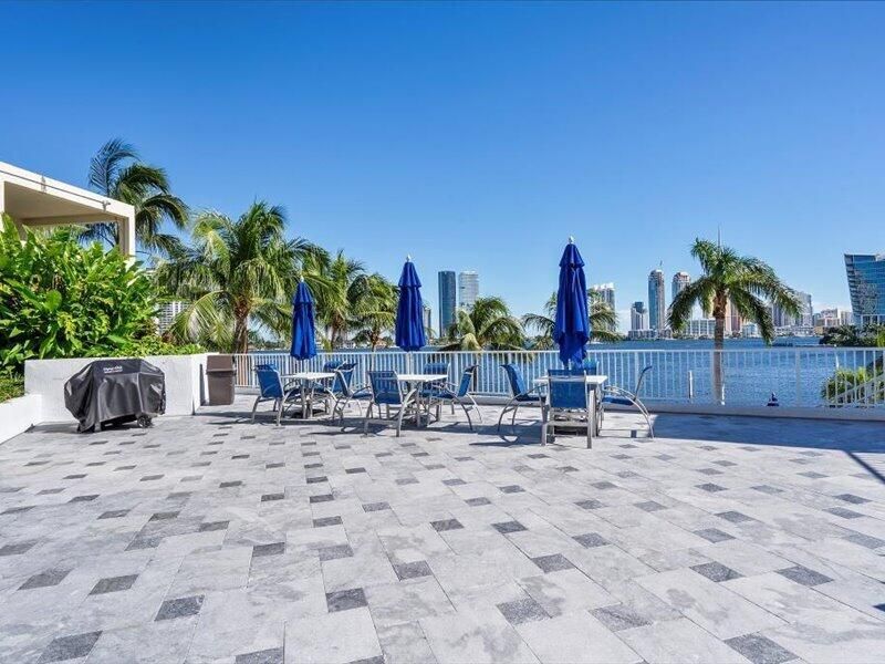 3370 SW Hidden Bay Drive, Unit 2409, Aventura, FL 33180 Photo