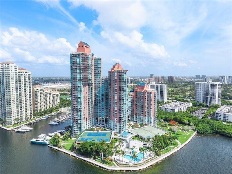 3370 SW Hidden Bay Drive, Unit 2409, Aventura, FL 33180 Photo