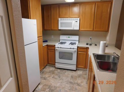 5201 W Laguna Oaks Dr #15, Unit 15, Elk Grove, CA 95758 Photo